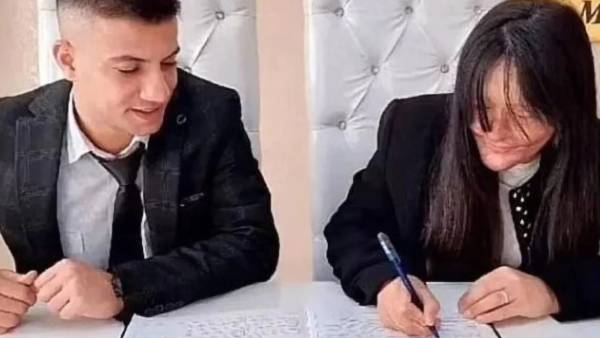 மன்னிப்பு கேட்டதால் திருமணம்