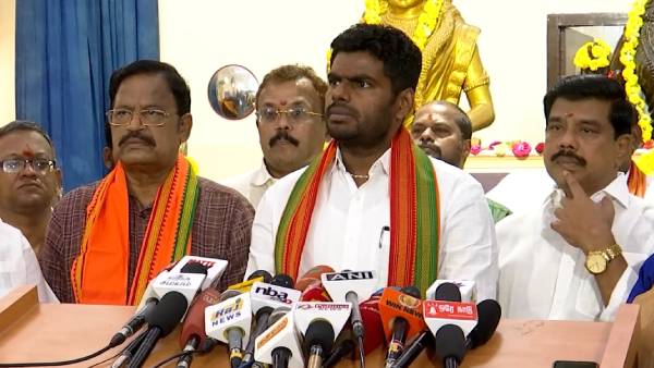  மாரிதாஸ் கைது
