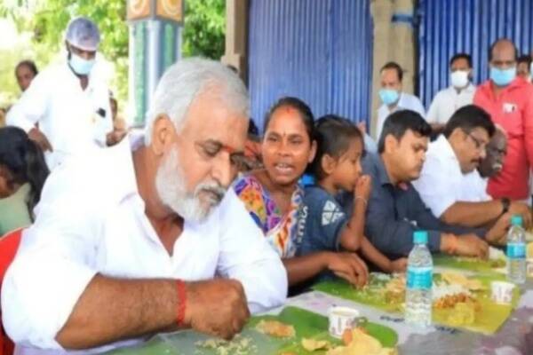 கோவிலில் உணவருந்த மறுப்பு கோவிலில் உணவருந்த மறுப்பு