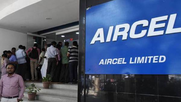 சிவசங்கரனுக்கு எதிராக லுக் அவுட் நோட்டீஸ் 