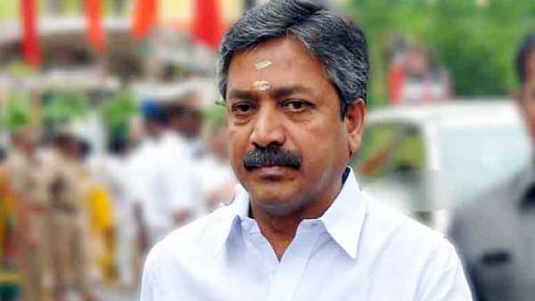 அதிமுக சார்பில் சி.வி.சண்முகம் வழக்கு