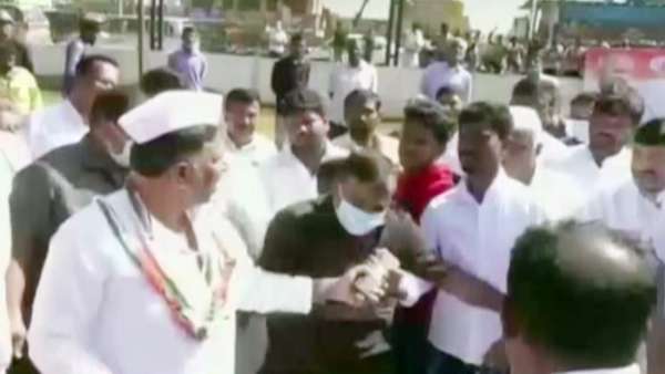 டிகே சிவக்குமார் விளக்கம் 