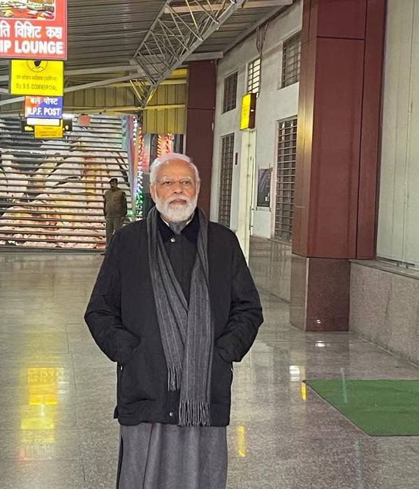 முதல்வர்களுடன் ஆலோசனை