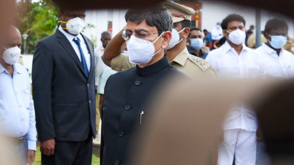 ஆளுநர் ஆர்.என்.ரவி அஞ்சலி 