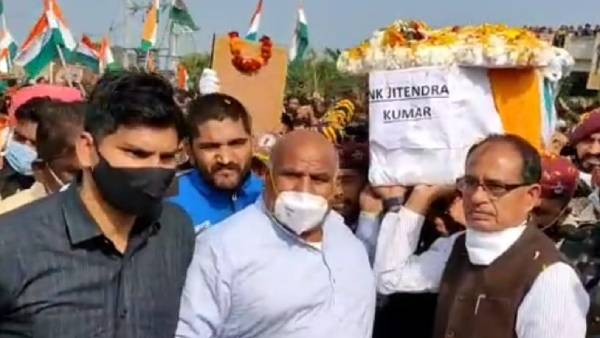 நாயக் ஜிதேந்திர குமார் 