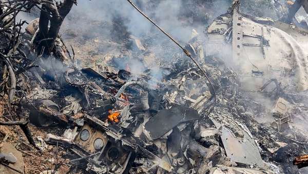 ராணுவ வீரர்கள் பலி வாங்கிய ஹெலிகாப்டர் 