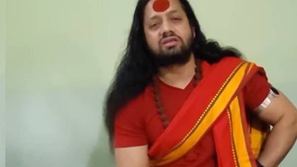 காந்தியடிகள் மீது அவதூறு காந்தியடிகள் மீது அவதூறு