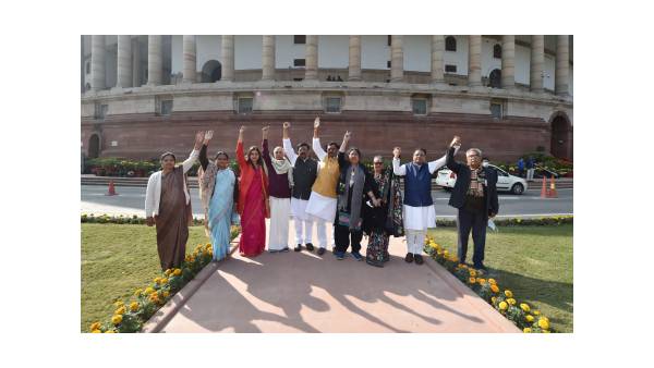 மத்திய அரசின் ஸ்டண்ட் தோல்வி 