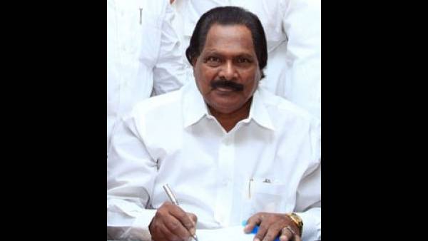 முதல் ஆளாக கூட்டம் முதல் ஆளாக கூட்டம்