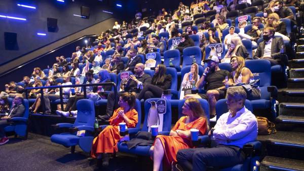 வீடுகள்