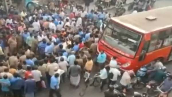 பொதுமக்கள் கோரிக்கை 