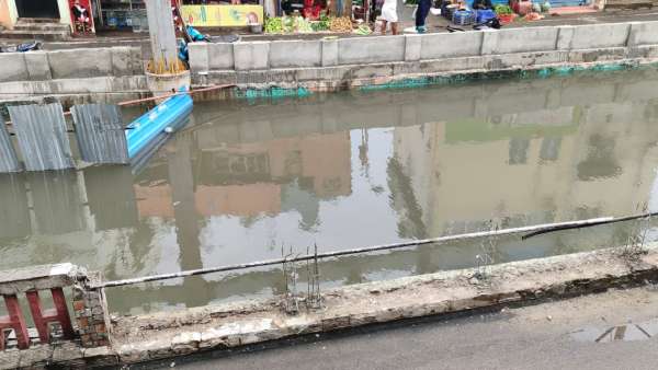  4 சுரங்கப்பாதைகள் மூடல்