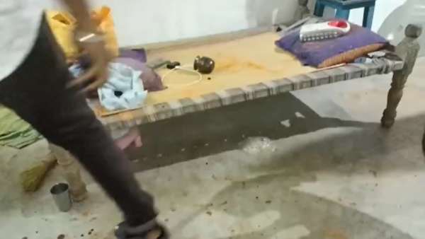 அக்டோபரில் கொள்ளை 