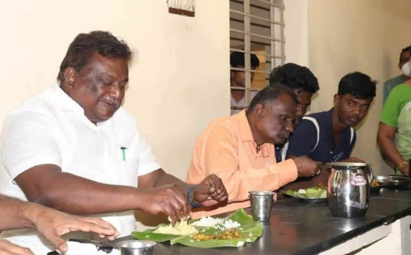 அதிகாரிகள் ஆச்சரியம் 