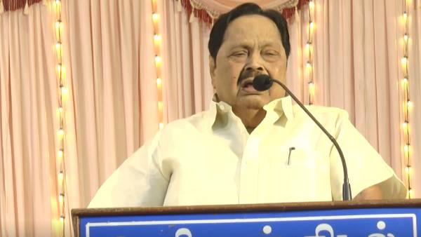 சட்டசபையில் ஜெயலலிதா 