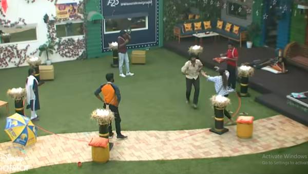 அடிபிடி சண்டை 