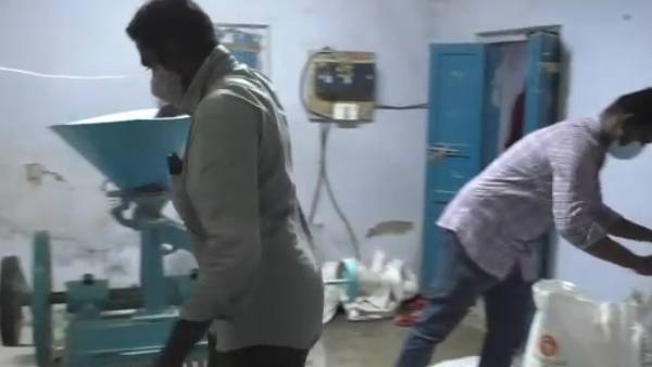 ரேஷன் அரிசி பதுக்கல் 