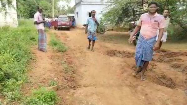 சொத்துக்காக சண்டையிட்ட மகன்கள்