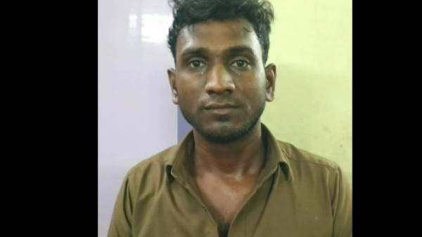 அரசுப்பேருந்து நடத்துனர் கைது அரசுப்பேருந்து நடத்துனர் கைது