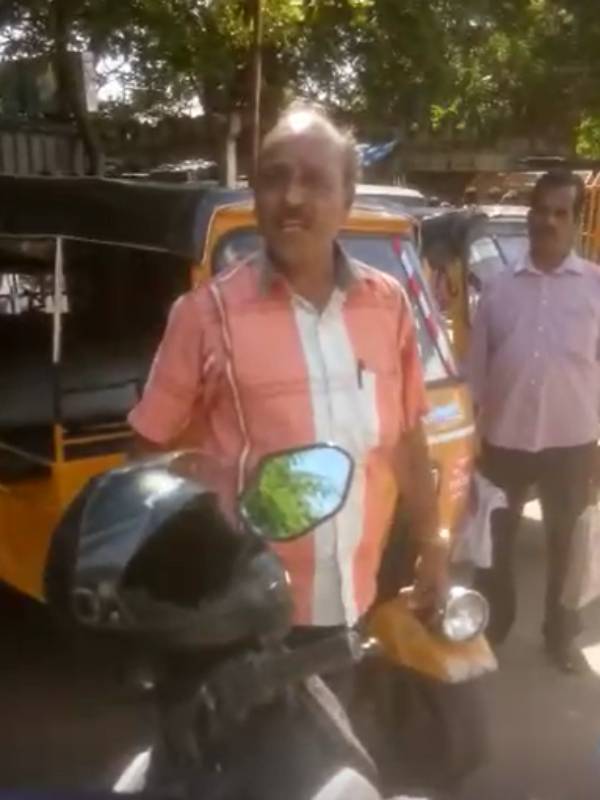 கட்சிக்காரர் 