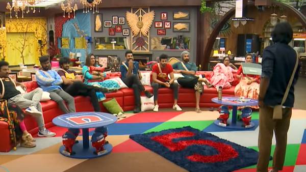 ரசிகர்களின் ஆரவாரம் 