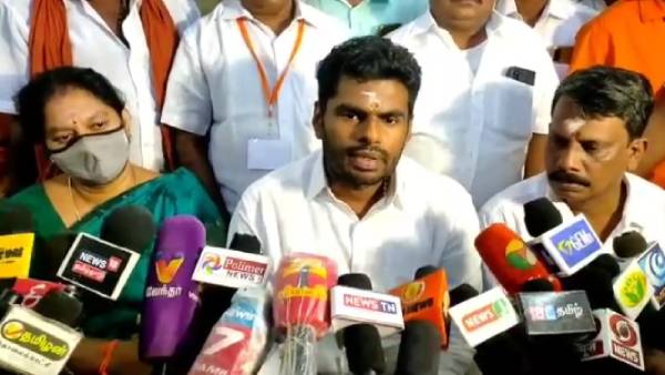 வேலையில்லாமல் உள்ளனர்
