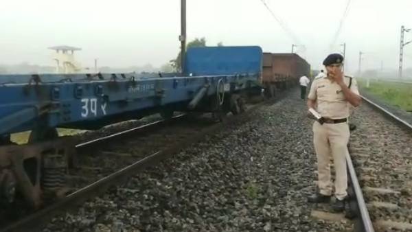  வேலைக்கு செல்வோர் தவிப்பு 