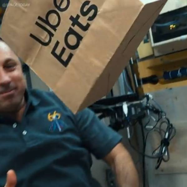 கோடீஸ்வரர் யுசாக்கு 