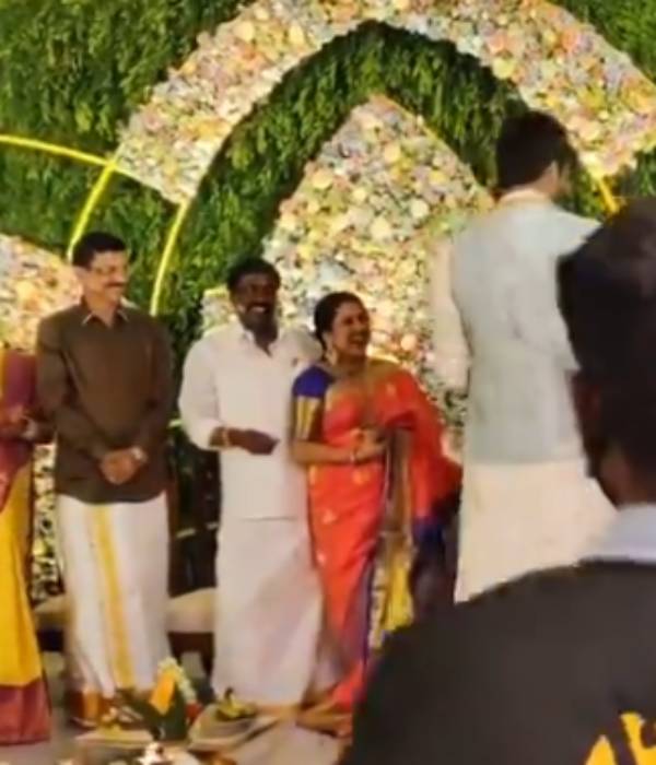  மோதிரம்