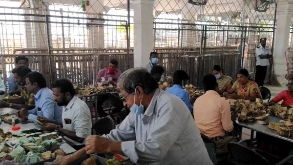 உண்டியல் பணம் திருட்டு