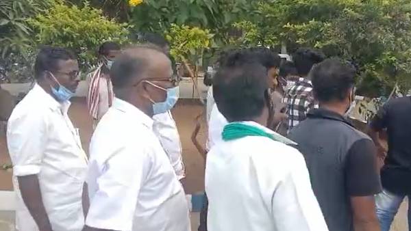 தலையை உரசி சென்ற குண்டு தலையை உரசி சென்ற குண்டு