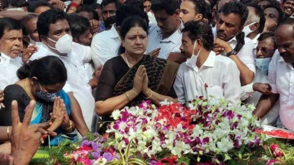 மலரஞ்சலி 