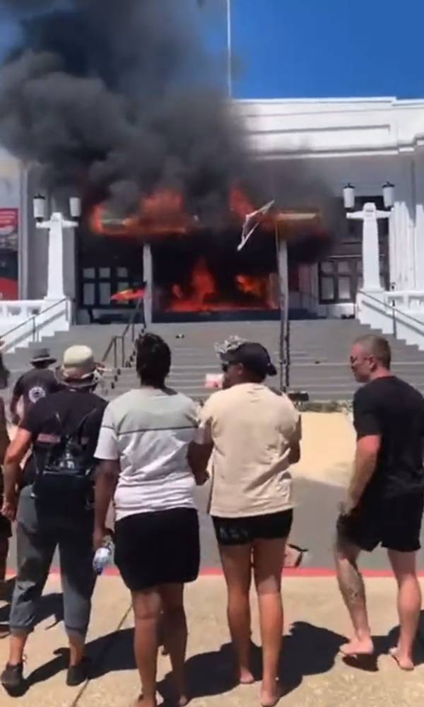  ஆஸ்திரேலியா