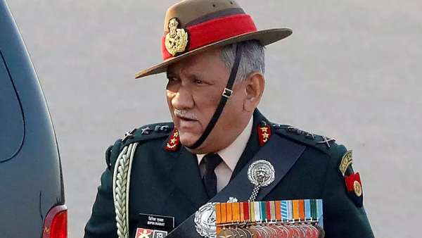  முப்படை தளபதி பிபின் ராவத் விபத்தில் உயிரிழப்பு