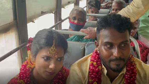 அரசு பேருந்தில் பயணம் 