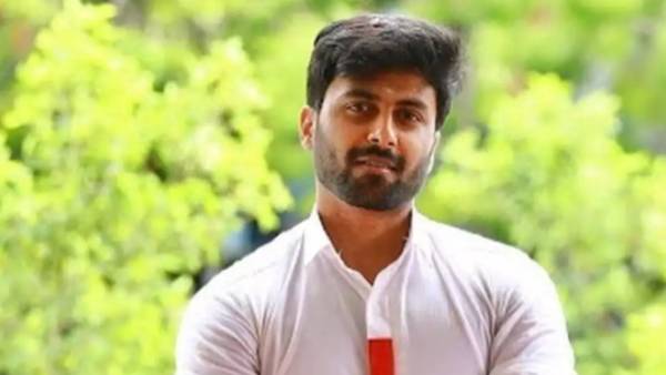 சமூக வலைத்தளத்தில் ஆக்டிவ்