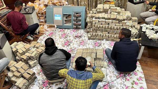 இயந்திரங்கள் உதவி 