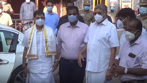 பலத்த போலீஸ் பாதுகாப்பு