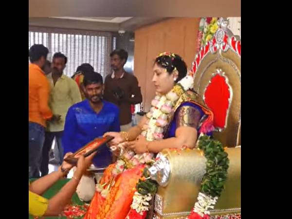 சிரிப்பு வீடியோ 