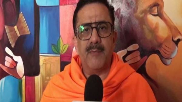 இந்து சனாதன தர்மத்தை ஏற்றதாக அறிவிப்பு 