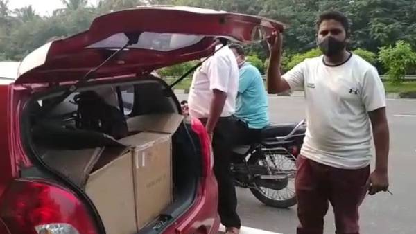  ரூ.1.5 லட்சம் வழிப்பறி 