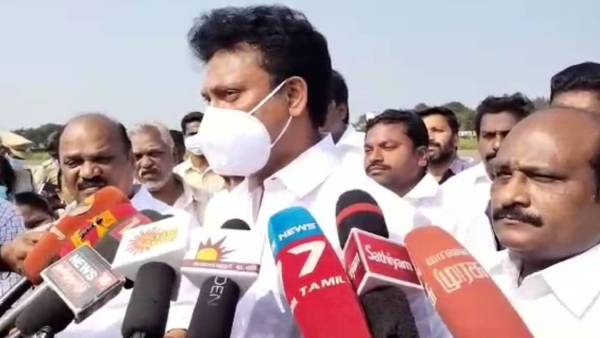 துணை முதல்வர் துணை முதல்வர்