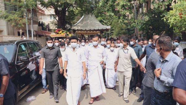 இறுதி மரியாதை 