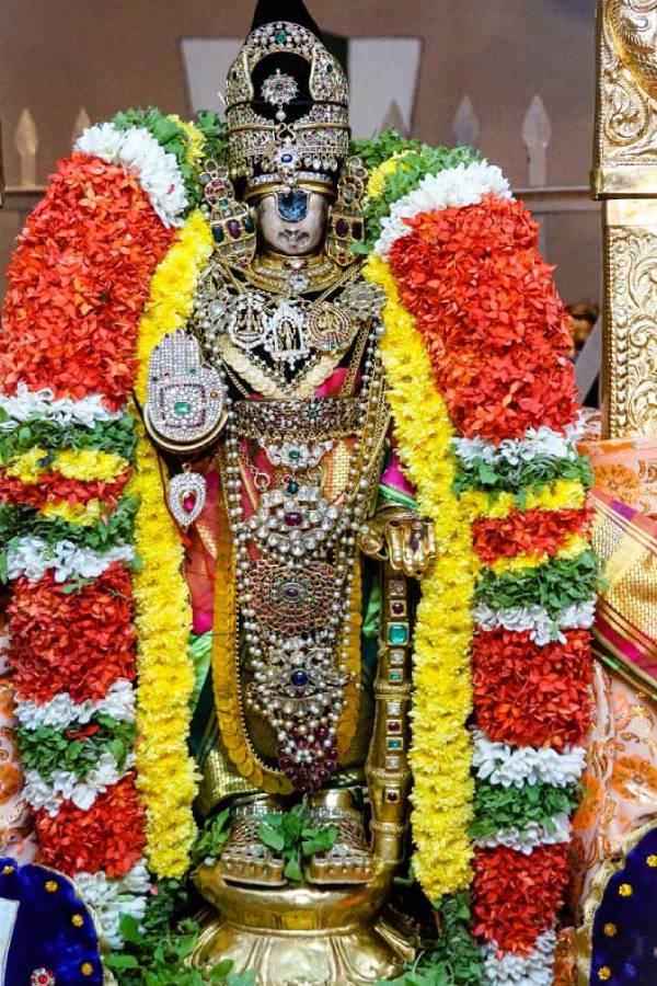 பெருமாளுக்கு நைவேத்தியம் 