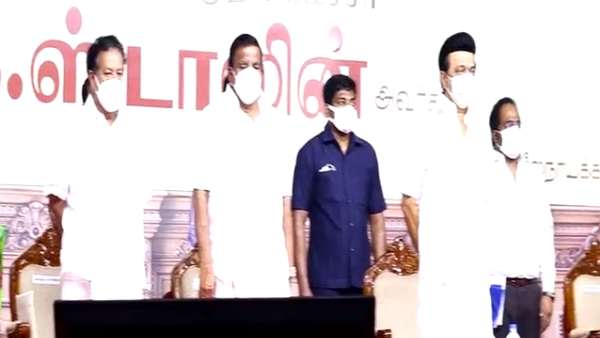 மாவட்டங்களை பிரித்து பார்ப்பதில்லை மாவட்டங்களை பிரித்து பார்ப்பதில்லை