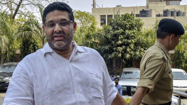 சுஷேன் மோகன் குப்தா கைது 