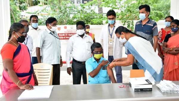  தமிழக அரசு