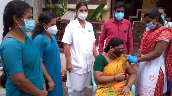 கொரோனா தடுப்பூசி எச்சரிக்கை 