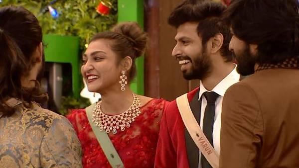 செம என்ஜாய் போல. ..