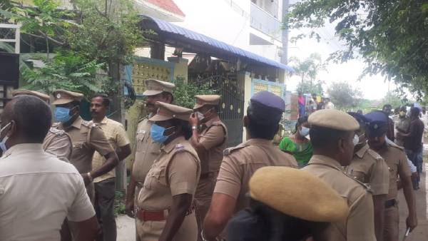 சென்னை பத்திரிகையாளர் மன்றம் சென்னை பத்திரிகையாளர் மன்றம்